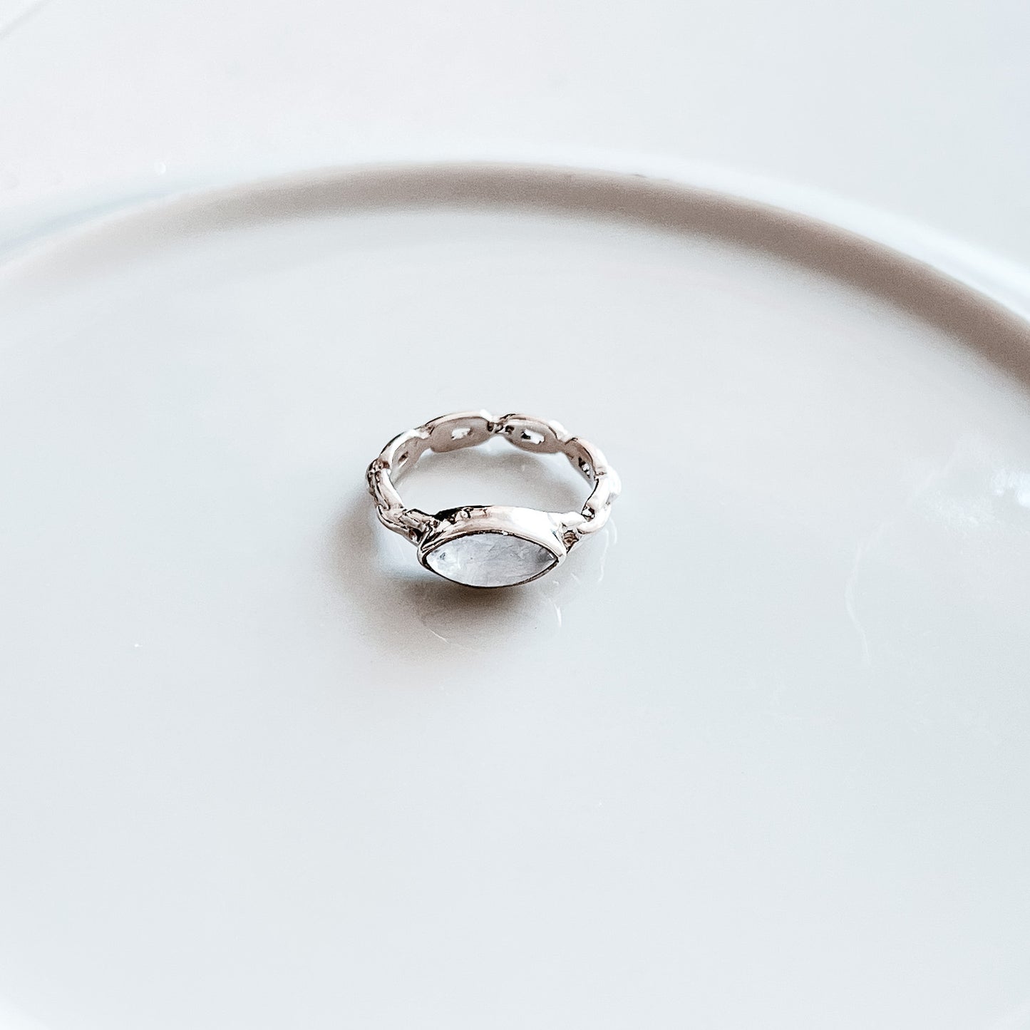 Moonstone link chain ring